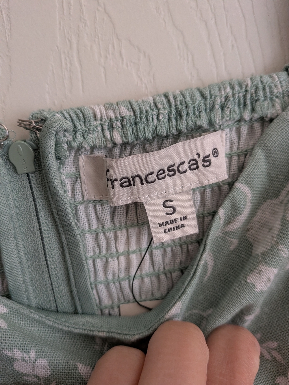 Francesca’s Sage Floral Puff Sleeve Midi Dress - Picture 2 of 9